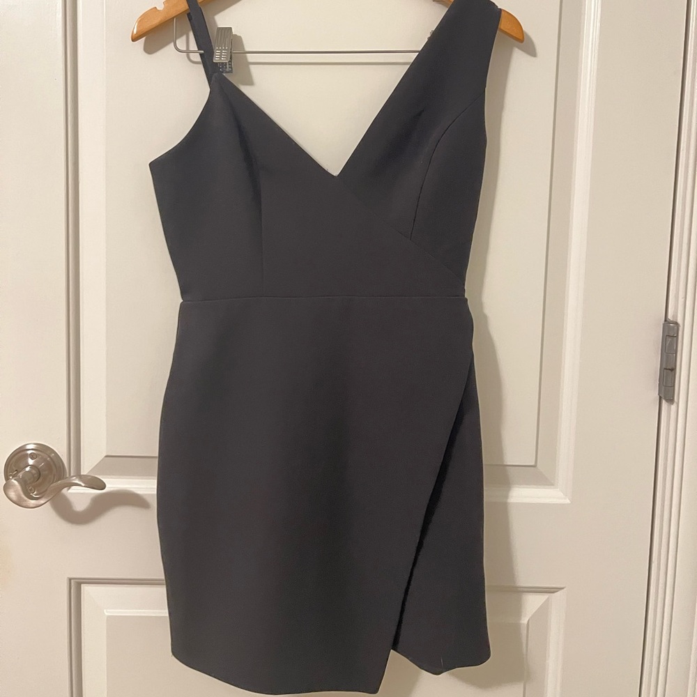 NBD Black Sleeveless V-Neck Mini Dress